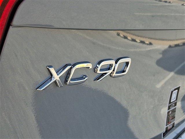 new 2025 Volvo XC90 car, priced at $68,955