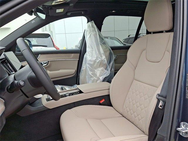 new 2025 Volvo XC90 car, priced at $67,045