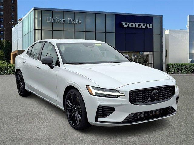 new 2024 Volvo S60 Recharge Plug-In Hybrid car, priced at $59,975