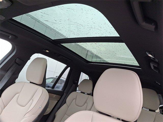 new 2025 Volvo XC90 car, priced at $66,135