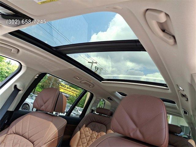 new 2026 BMW X7 car, priced at $99,175