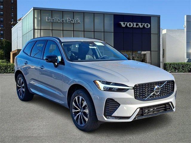 new 2025 Volvo XC60 car, priced at $51,075