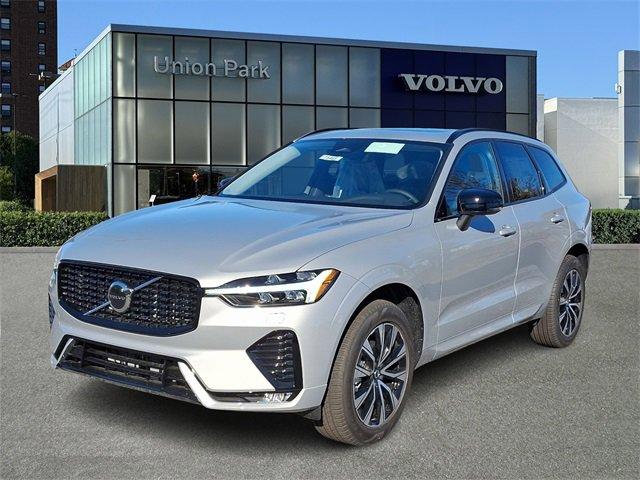 new 2025 Volvo XC60 car, priced at $51,075