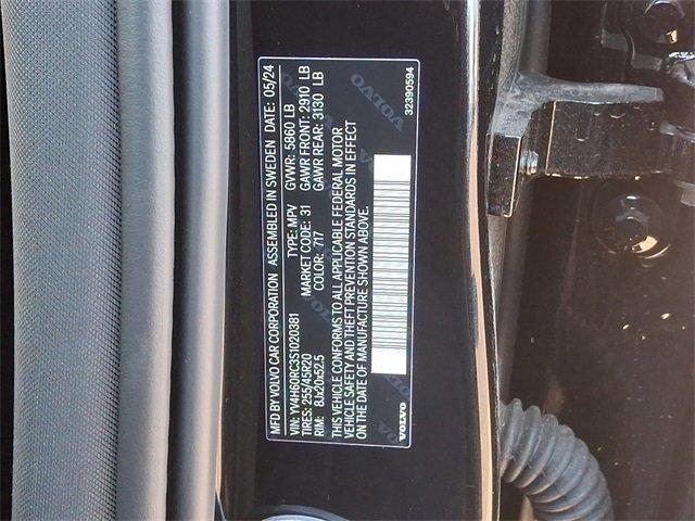 new 2025 Volvo XC60 Plug-In Hybrid car, priced at $67,425