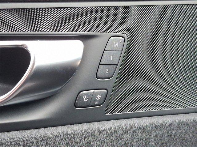 new 2026 Volvo XC60 car, priced at $57,985