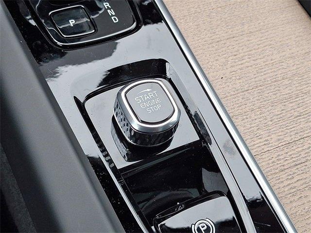 new 2026 Volvo XC60 car, priced at $57,985