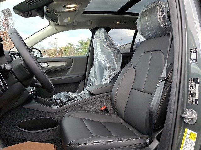 new 2026 Volvo XC40 car, priced at $48,000