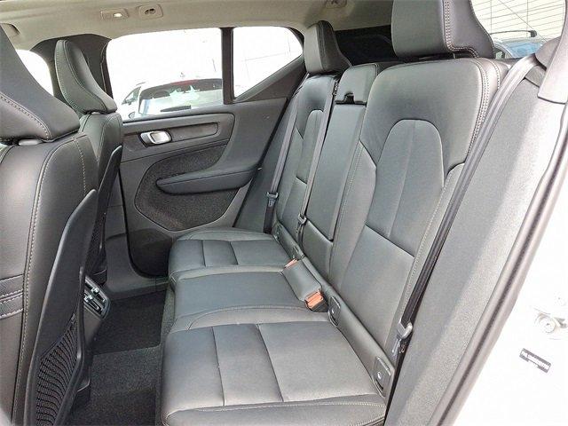 new 2025 Volvo XC40 car, priced at $51,040