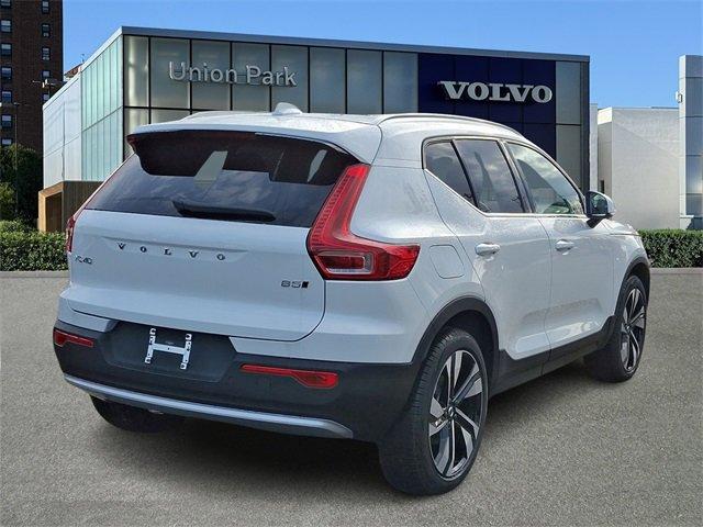 new 2025 Volvo XC40 car, priced at $51,040