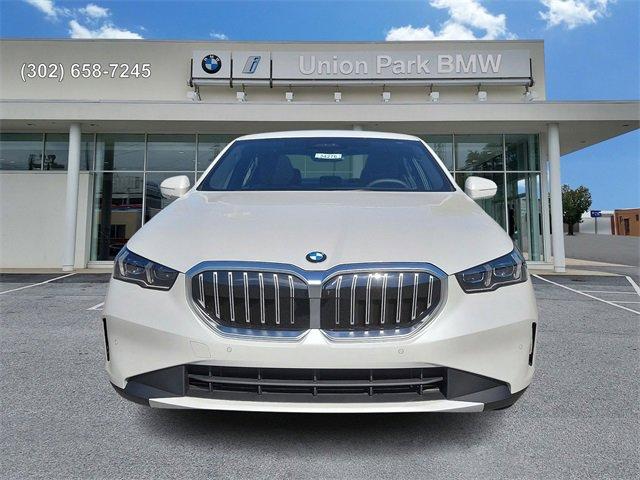 new 2024 BMW 540 car, priced at $76,815