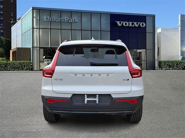 new 2025 Volvo XC40 car, priced at $47,145