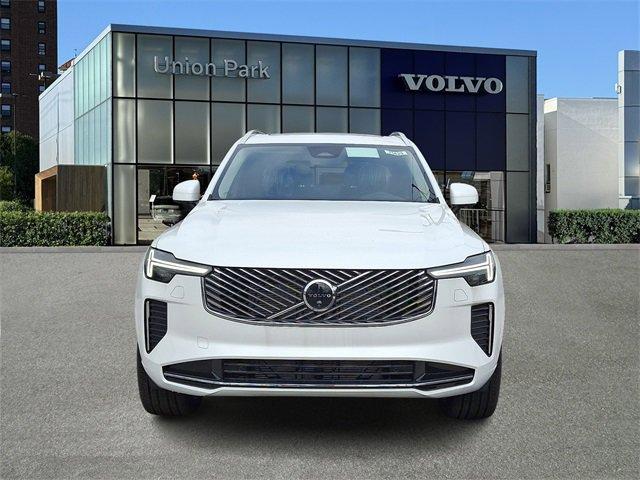 new 2025 Volvo XC90 car, priced at $69,155