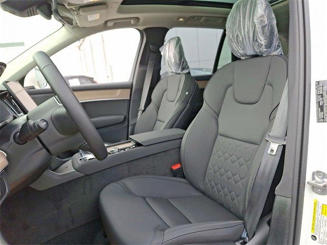new 2025 Volvo XC90 car, priced at $69,155