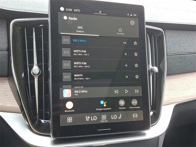 new 2025 Volvo XC90 car, priced at $69,155