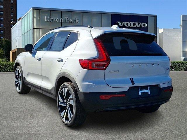 new 2025 Volvo XC40 car, priced at $49,790