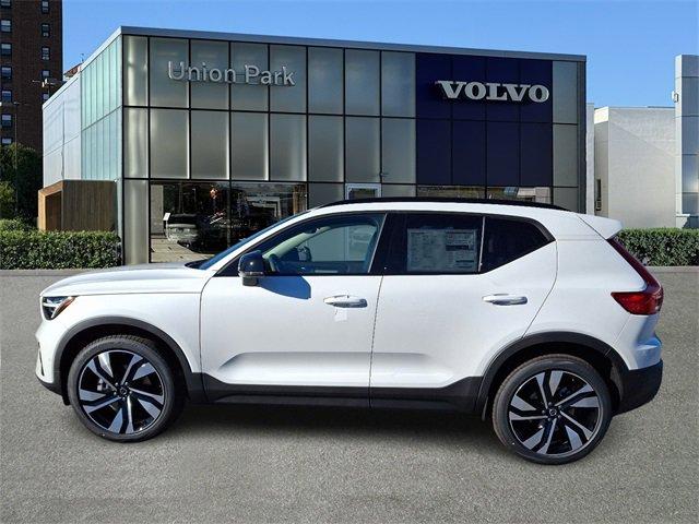 new 2025 Volvo XC40 car, priced at $49,790