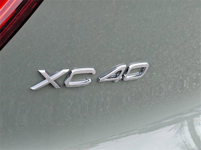 new 2025 Volvo XC40 car, priced at $52,215