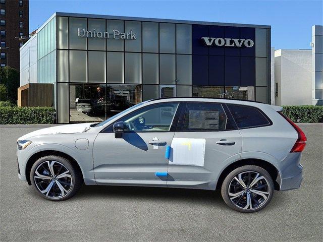 new 2025 Volvo XC60 Plug-In Hybrid car, priced at $71,485