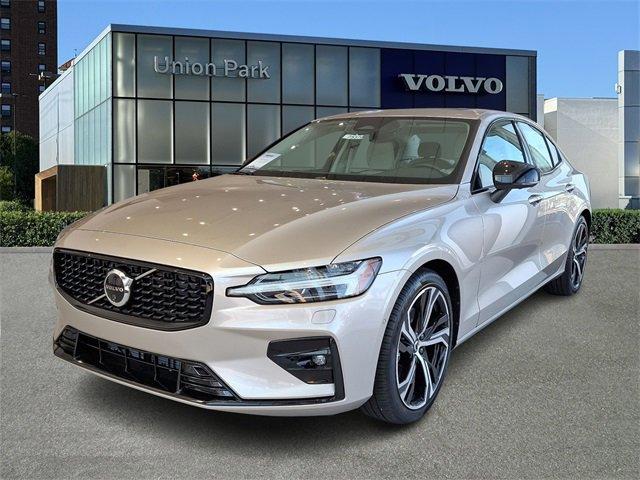 new 2024 Volvo S60 car, priced at $51,925