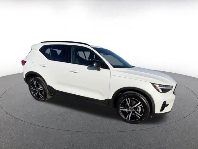 used 2024 Volvo XC40 car, priced at $24,963