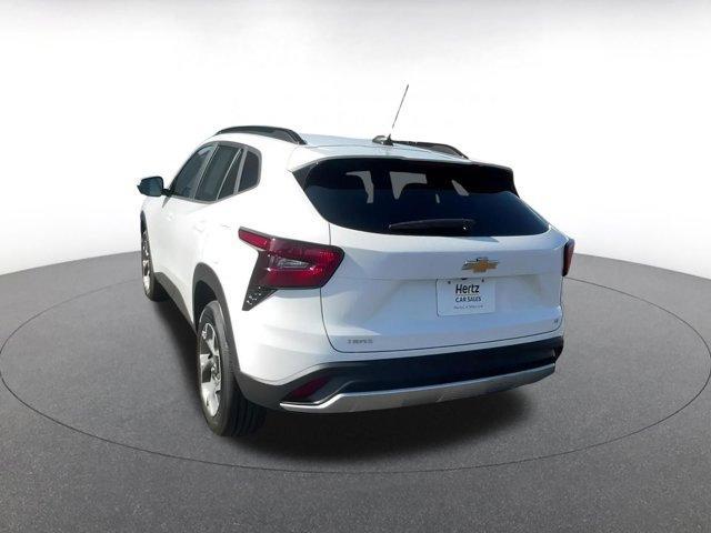 used 2025 Chevrolet Trax car, priced at $19,892