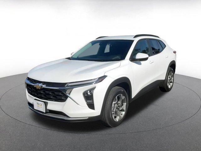 used 2025 Chevrolet Trax car, priced at $19,892