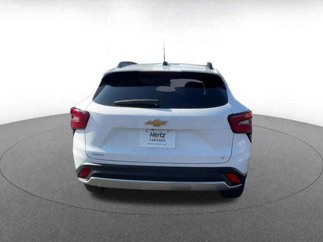 used 2025 Chevrolet Trax car, priced at $19,892