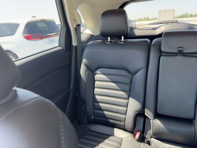 used 2024 Ford Edge car, priced at $22,895