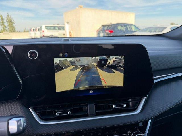 used 2025 Chevrolet Equinox car, priced at $26,456