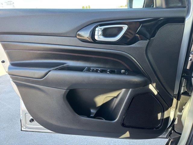 used 2025 Jeep Compass car, priced at $23,716