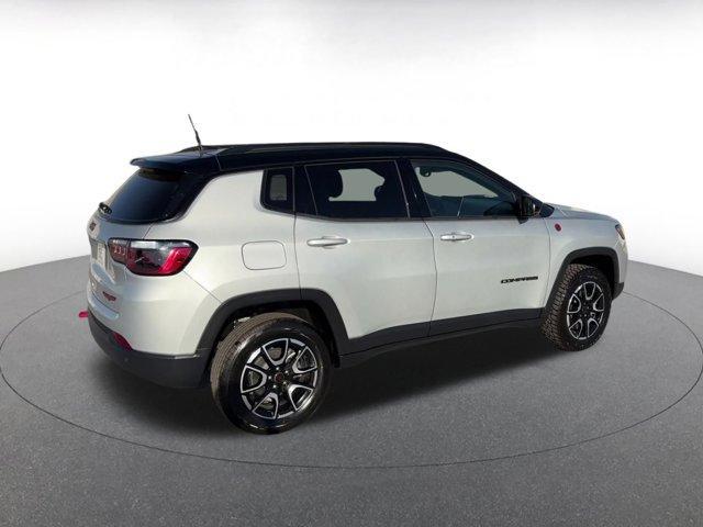 used 2025 Jeep Compass car, priced at $23,716