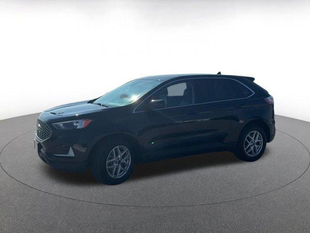 used 2024 Ford Edge car, priced at $19,175