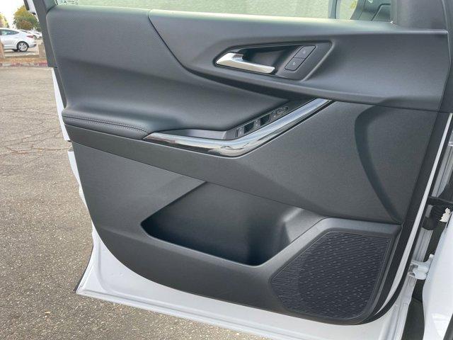 used 2025 Chevrolet Equinox car, priced at $26,584