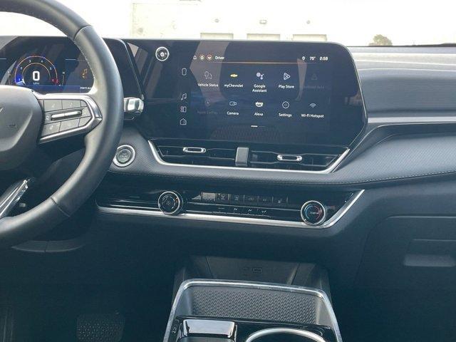 used 2025 Chevrolet Equinox car, priced at $26,584