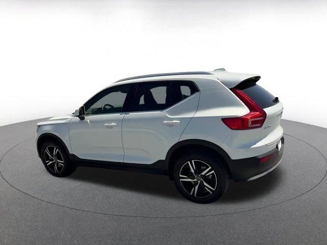 used 2024 Volvo XC40 car, priced at $25,426