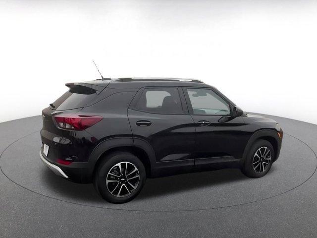 used 2025 Chevrolet TrailBlazer car, priced at $21,372