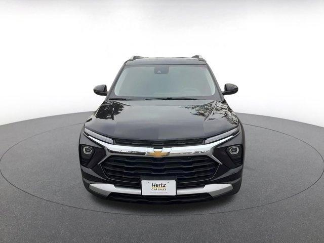 used 2025 Chevrolet TrailBlazer car, priced at $21,372