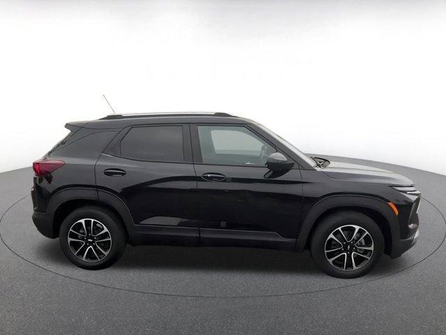 used 2025 Chevrolet TrailBlazer car, priced at $21,372