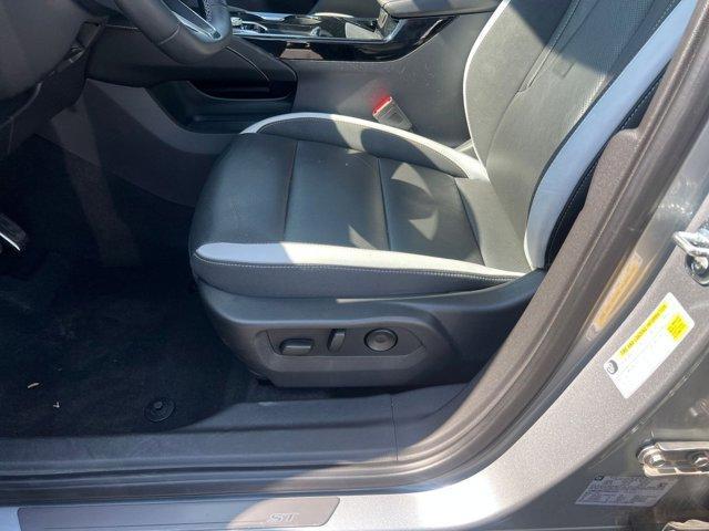 used 2024 Buick Envision car, priced at $27,692