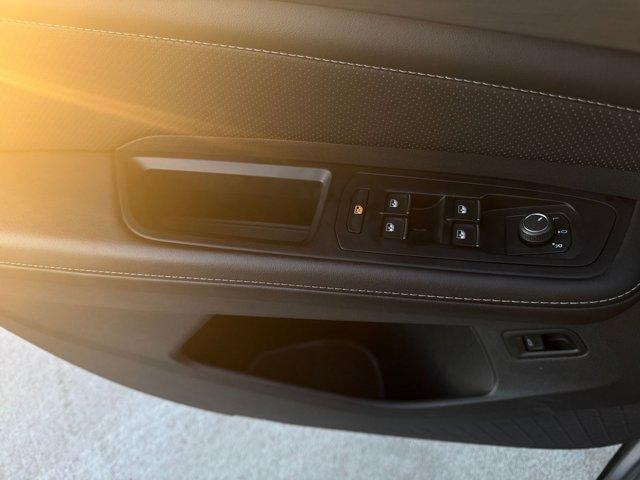 used 2025 Volkswagen Atlas Cross Sport car, priced at $33,320