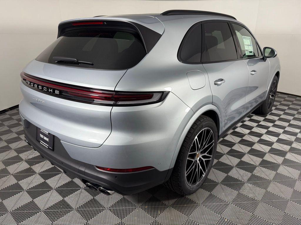 new 2025 Porsche Cayenne car, priced at $103,545