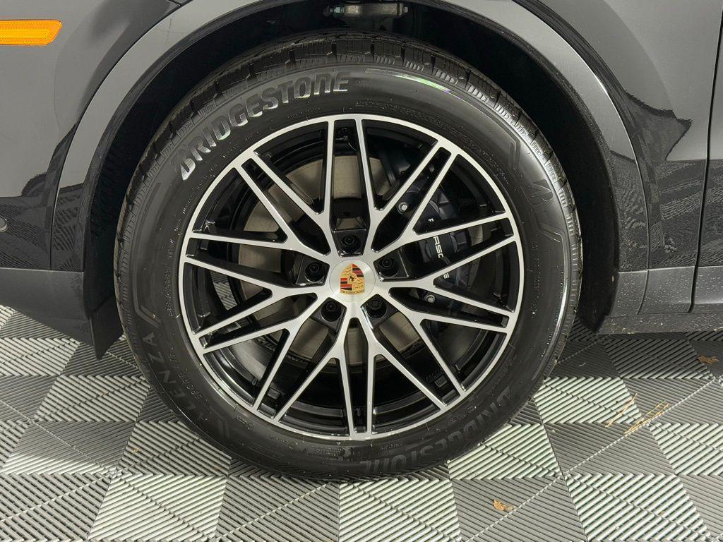 new 2026 Porsche Cayenne car, priced at $109,430