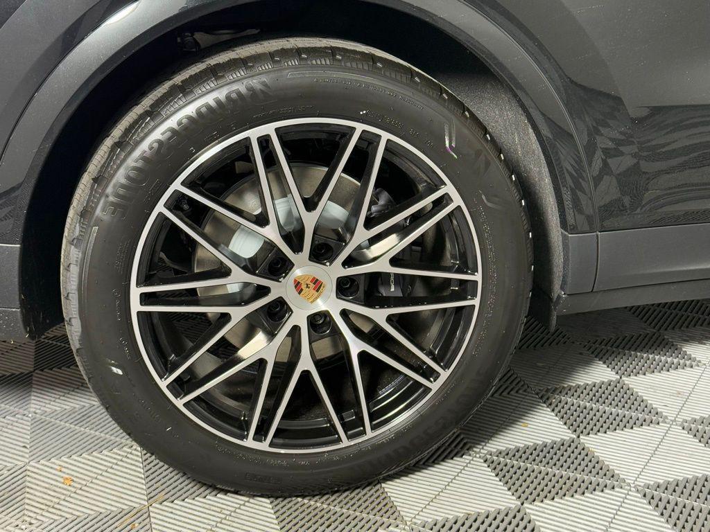new 2026 Porsche Cayenne car, priced at $109,430