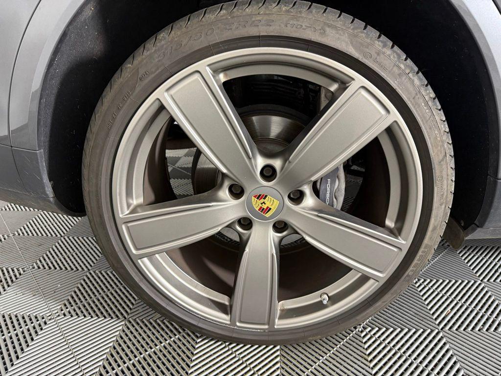 used 2021 Porsche Cayenne car, priced at $45,102