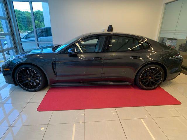 used 2021 Porsche Panamera e-Hybrid car, priced at $86,164