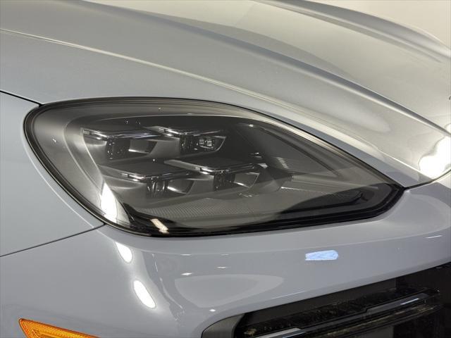 new 2025 Porsche Cayenne E-Hybrid car, priced at $184,275