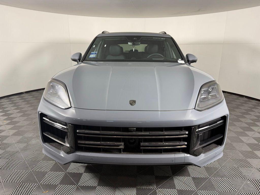 new 2025 Porsche Cayenne car, priced at $184,275