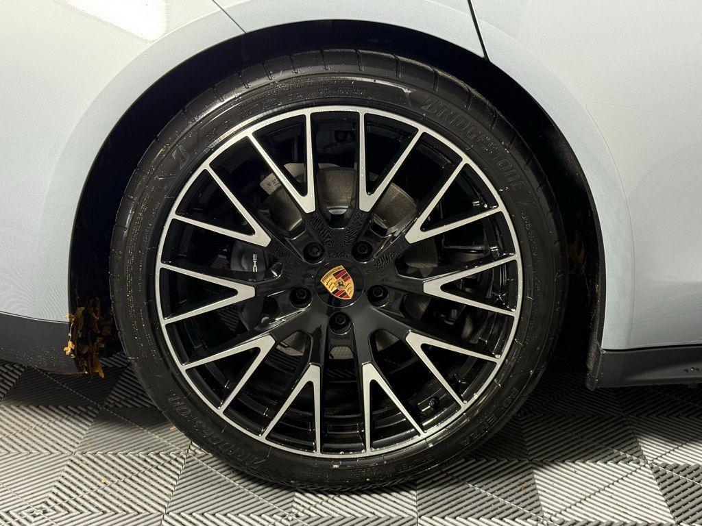 new 2026 Porsche Panamera car, priced at $129,370