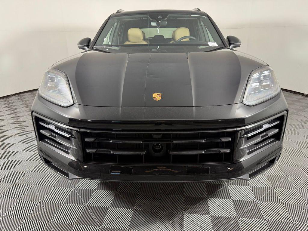 new 2025 Porsche Cayenne car, priced at $106,925