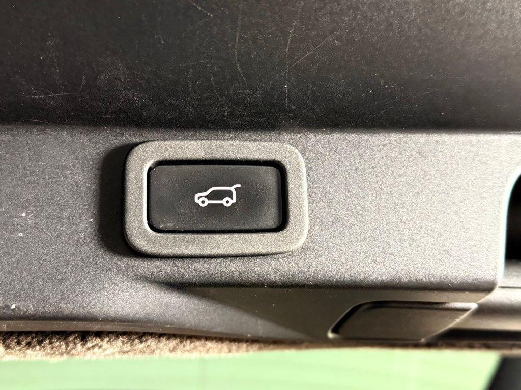 used 2019 Land Rover Range Rover Sport car, priced at $28,792